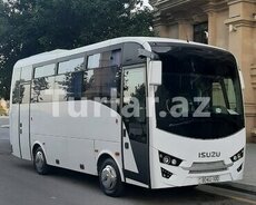 Заказ Isuzu на 30 человек.