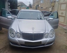 Təcili Mercedes Benz E200 (panarama) Satilir