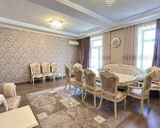 Продается 6-комнатная старая постройка 155 м², Академия Наук м