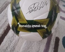 Ronaldo imzalı top