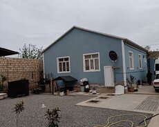 Qobu əsas yola paralel