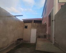 Qaraçuxur ges. həyət evi kirayə verilir