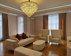 Təhsil Nazirliyinin yanında 3 otaqlı mənzil satılır