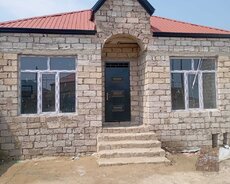 1.5 sotda 3 otaqlı həyət evi satılır