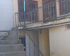 1.2 sotda 3 otaqlı həyət evi satılır