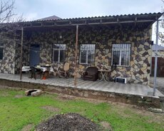 Albalılıqda bağ evi satılır