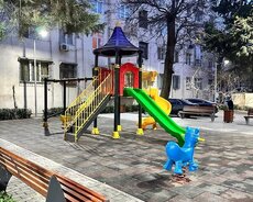 Nəsimi rayonu, 20 Yanvar metrosunun çıxışı, Moskva prospekti