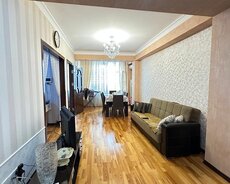 Qurtuluşda əşyalı kupçalı mənzil