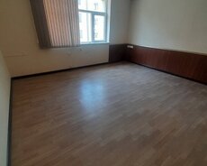 Nərimanovda 25 kv ofis icarəsi