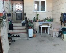4 otaqlı təmirli mənzil satılır