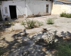 2.5 sotda 1 otaq 1 mətbəxli həyət evi
