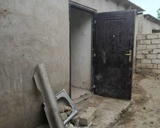 1 otaqlı həyət evi satılır