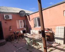 Продается дом с 3 спальнями и внутренним двориком на участке 1,5 акра
