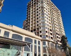 Продается, 2-комнатная новостройка, 28, метро Май.