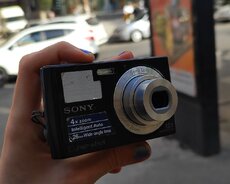 Sony cyber-shot digicam
