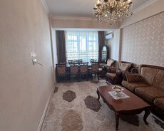 Yeni Yasamalda qanuni 2 otaqlı, əla təmirli, əşyalı mənzil