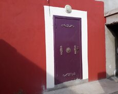 2 otaqlı həyət evi satılır