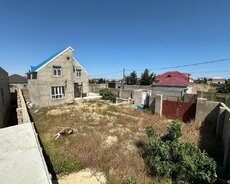 3 mərtəbəli bağ evi