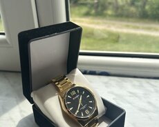 Curren Gold