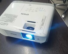 "Epson W39"proektor