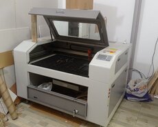 Co2 lazer kəsim aparatı
