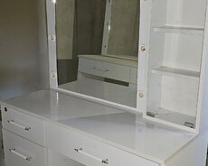 Salon mebelləri satılır