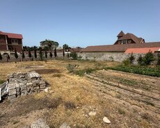 Dənizə yaxın torpaq sahəsi