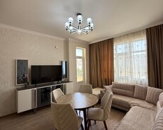 Yeni Günəşli, V Massivində 2 otaqlı studio mənzil