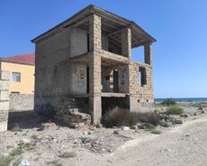 Первый ряд от моря