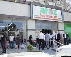 Market satılır çox təcili