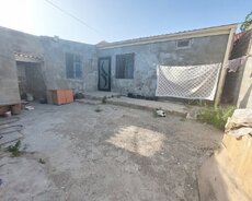 Продается дом с 3 спальнями и внутренним двориком на участке 1,5 акра
