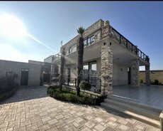 2 mərtəbəli villa satilir