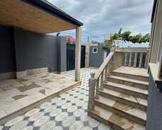 Buzovna Maştağa yolunda 3 otaqlı həyət evi satılır