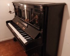 Piano Feurich