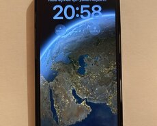 Apple iPhone 16
