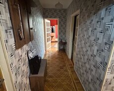 Satılır 4 otaqlı köhnə tikili 80 m²