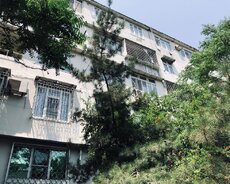 Satılır 2 otaqlı köhnə tikili 50 m²