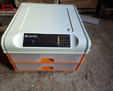 Inkubator satilir