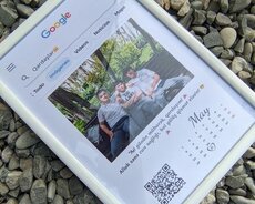 Ad günü hədiyyəsi qr kodlu çərçivələr