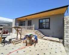 Maştağa Buzovna massivində ev satılır