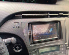 Toyota Prius 30 monitor çərçivəsi