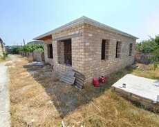 Sabunçu rayonu Maştağa qəsəbəsində ev satılır