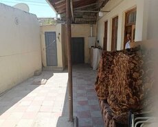1 sot`da 3 otaqlı həyət evi satılır