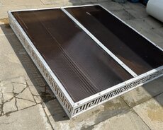 Ag rəngli metal çərçivə, kölgəlik
