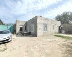Sabunçu rayonu Maştağa qəsəbəsində ev satılır