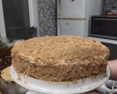 Tort evdə bişirilən sifarişi