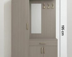 Dəhliz dolabı
