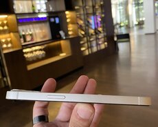 İphone 13 Starlight