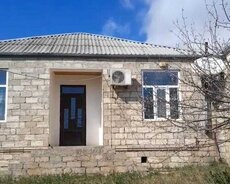 Həyət evi satılır