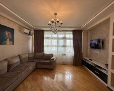 Masazır Qurtuluş 93də əşyalı Kupçalı 3 otaqlı 96 kv.m mənzil